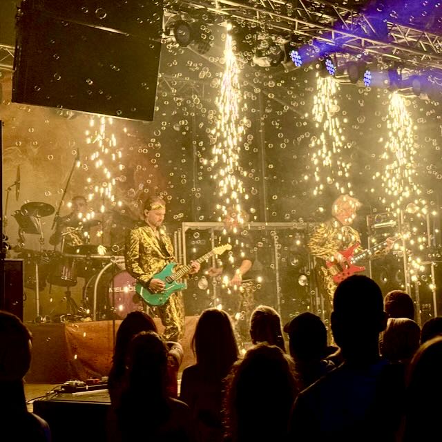 melrose_live_specialFX